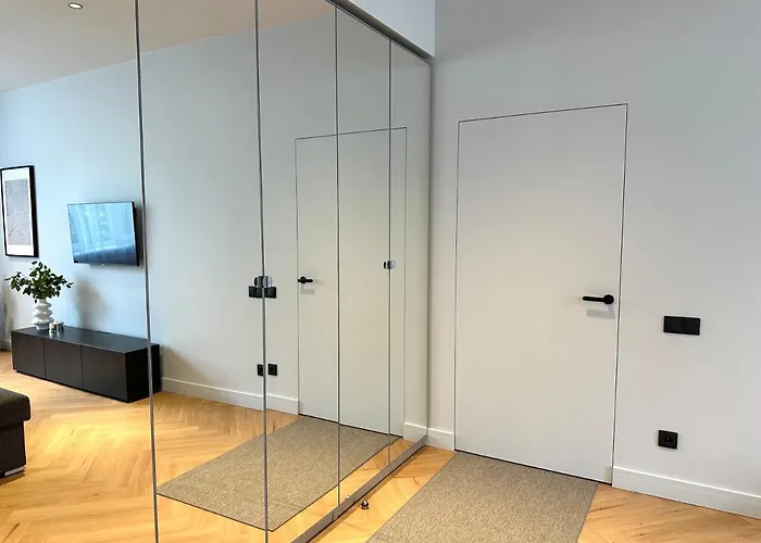 Silver Apartment